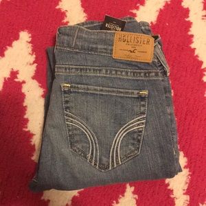 NWT Hollister Super Skinny Jeans - 5R